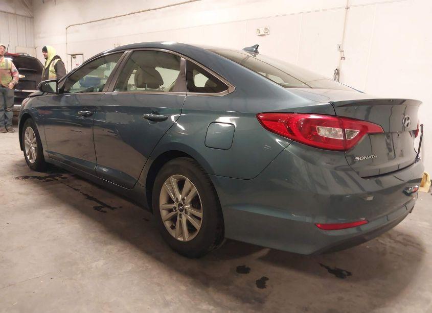 Photo 3 of 2015 Hyundai Sonata SE (VIN 5NPE24AF6FH250901)