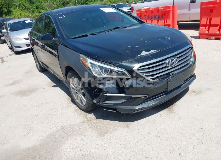 Photo 6 of 2016 Hyundai Sonata SE (VIN 5NPE24AF6GH275945)