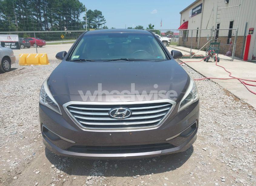 Photo 12 of 2016 Hyundai Sonata SE (VIN 5NPE24AF6GH276416)