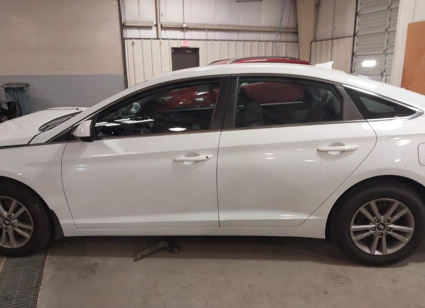 Photo 15 of 2016 Hyundai Sonata SE (VIN 5NPE24AF6GH291143)