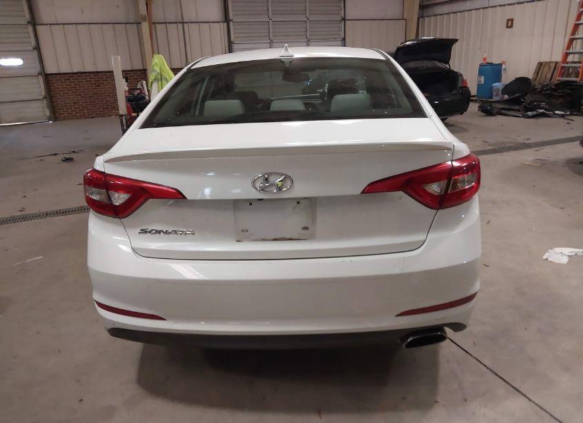 Photo 17 of 2016 Hyundai Sonata SE (VIN 5NPE24AF6GH291143)