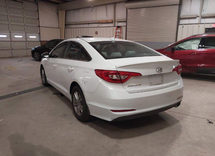 Photo 3 of 2016 Hyundai Sonata SE (VIN 5NPE24AF6GH291143)