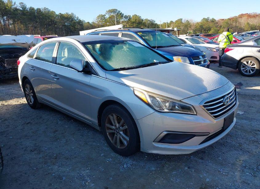 Photo 13 of 2016 Hyundai Sonata SE (VIN 5NPE24AF6GH297329)