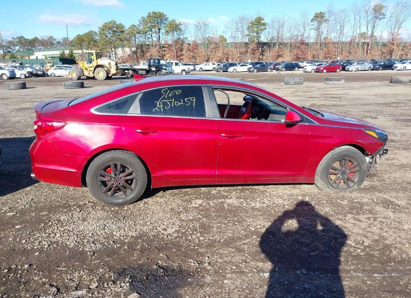 Photo 12 of 2016 Hyundai Sonata SE (VIN 5NPE24AF6GH304571)