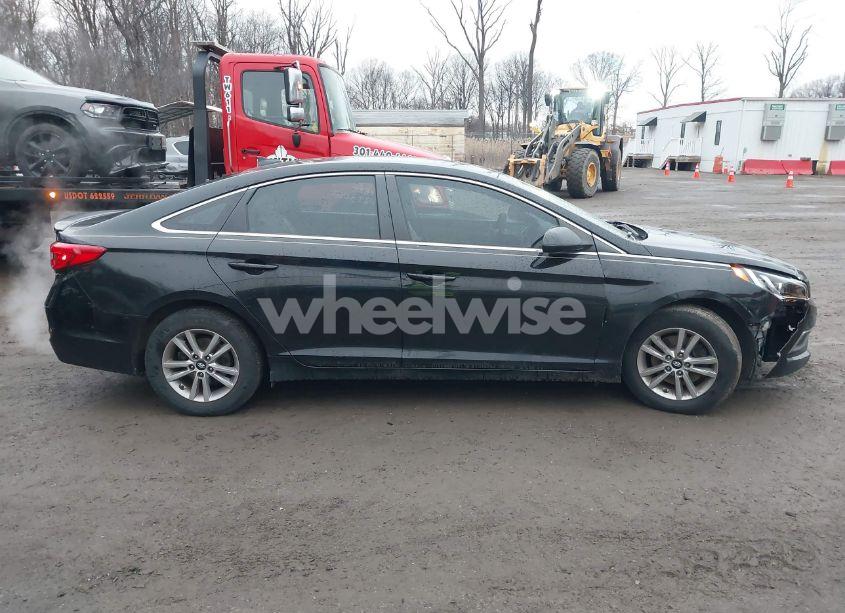 Photo 13 of 2016 Hyundai Sonata SE (VIN 5NPE24AF6GH315358)