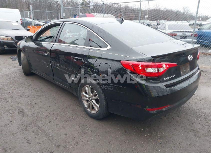 Photo 3 of 2016 Hyundai Sonata SE (VIN 5NPE24AF6GH315358)
