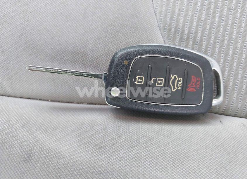 Photo 11 of 2016 Hyundai Sonata SE (VIN 5NPE24AF6GH321984)