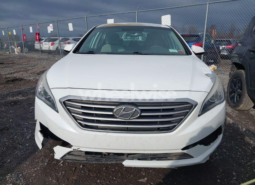 Photo 12 of 2016 Hyundai Sonata SE (VIN 5NPE24AF6GH321984)