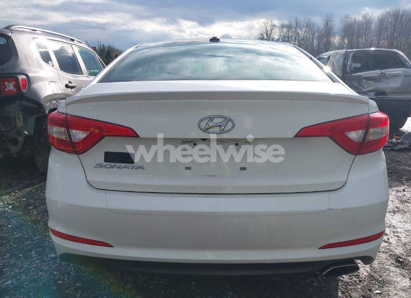 Photo 16 of 2016 Hyundai Sonata SE (VIN 5NPE24AF6GH321984)
