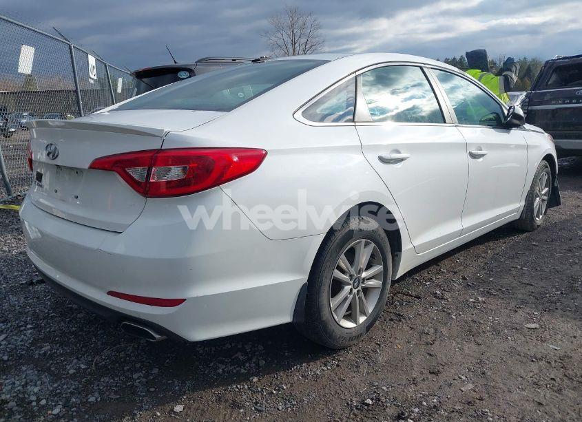 Photo 4 of 2016 Hyundai Sonata SE (VIN 5NPE24AF6GH321984)
