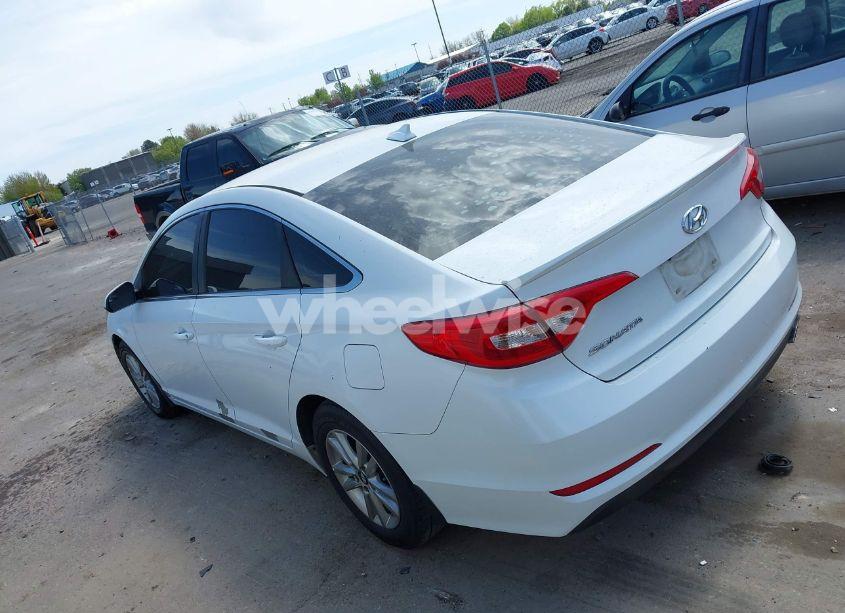 Photo 3 of 2016 Hyundai Sonata SE (VIN 5NPE24AF6GH353754)