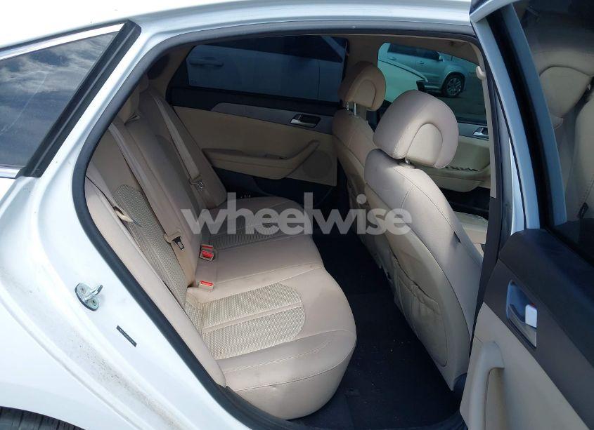 Photo 8 of 2016 Hyundai Sonata SE (VIN 5NPE24AF6GH353754)