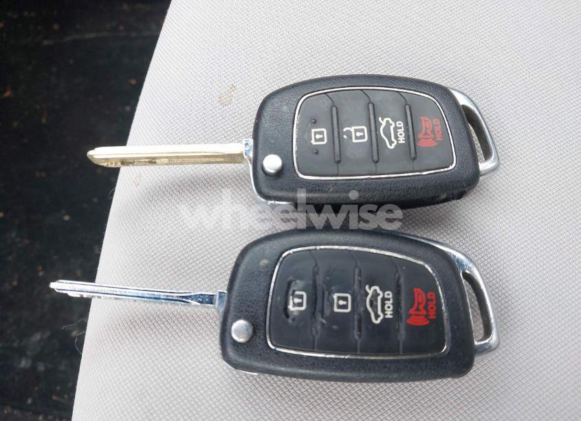 Photo 11 of 2016 Hyundai Sonata SE (VIN 5NPE24AF6GH365144)