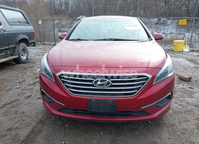 Photo 12 of 2016 Hyundai Sonata SE (VIN 5NPE24AF6GH365144)