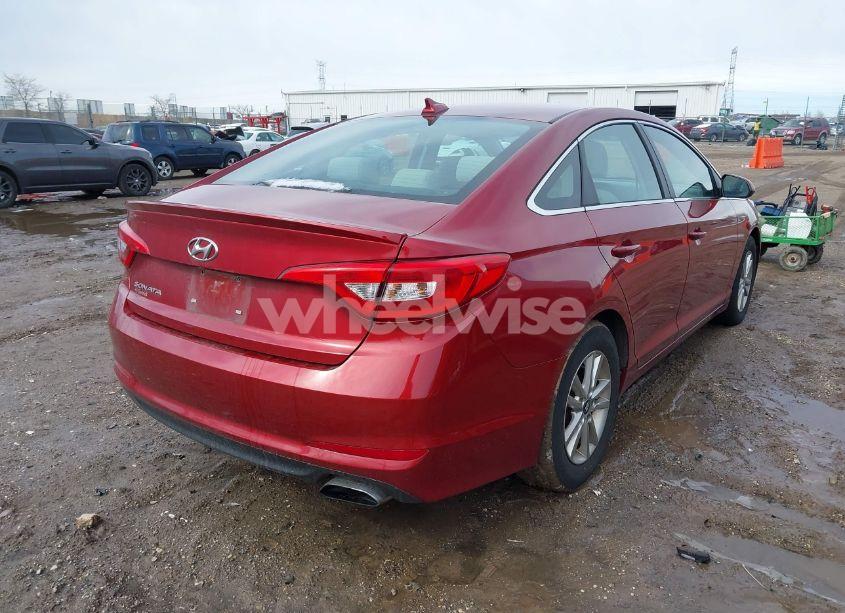 Photo 4 of 2016 Hyundai Sonata SE (VIN 5NPE24AF6GH365144)