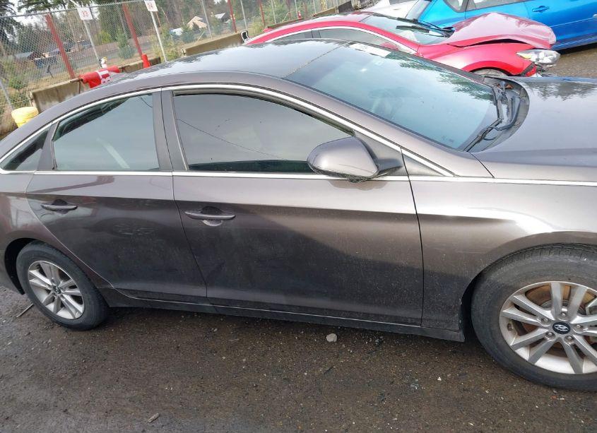 Photo 13 of 2016 Hyundai Sonata SE (VIN 5NPE24AF6GH366763)