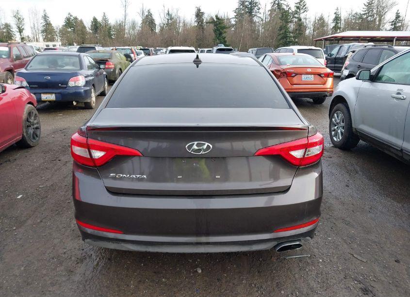Photo 16 of 2016 Hyundai Sonata SE (VIN 5NPE24AF6GH366763)