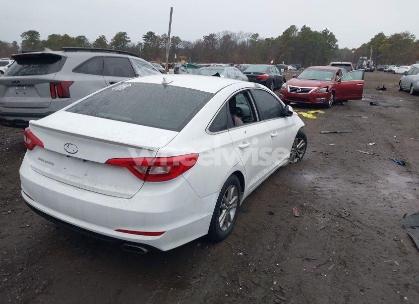 Photo 4 of 2016 Hyundai Sonata SE (VIN 5NPE24AF6GH379366)