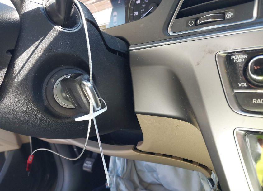 Photo 11 of 2016 Hyundai Sonata SE (VIN 5NPE24AF6GH379898)