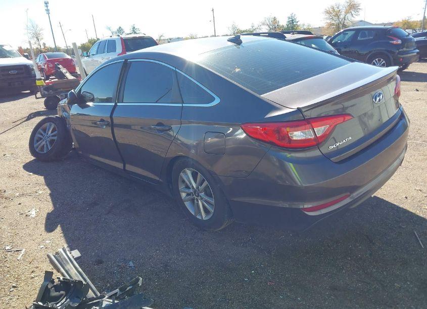 Photo 3 of 2016 Hyundai Sonata SE (VIN 5NPE24AF6GH379898)