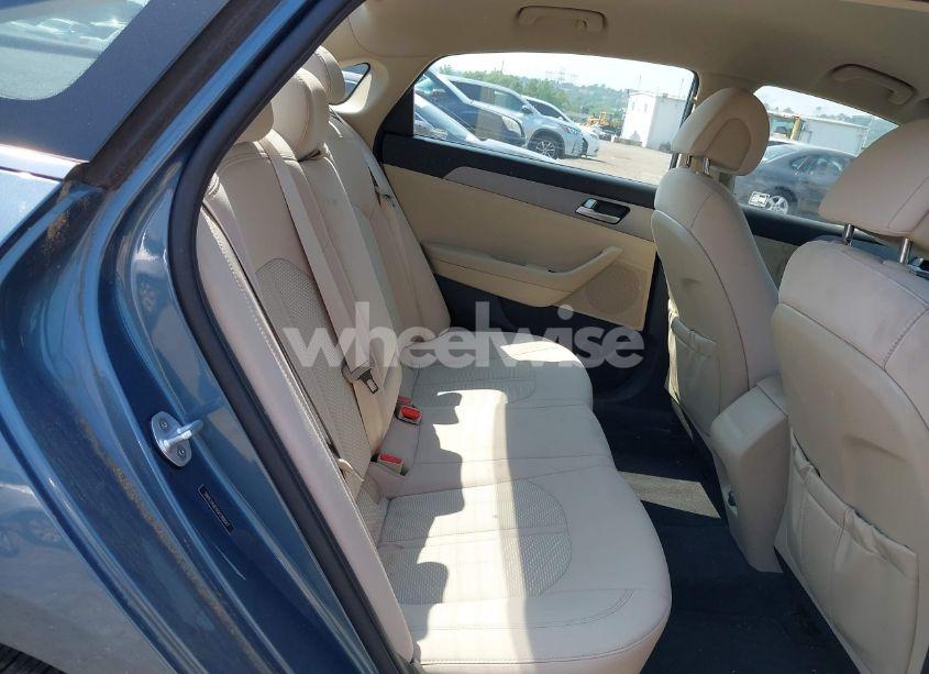 Photo 8 of 2016 Hyundai Sonata SE (VIN 5NPE24AF6GH380047)