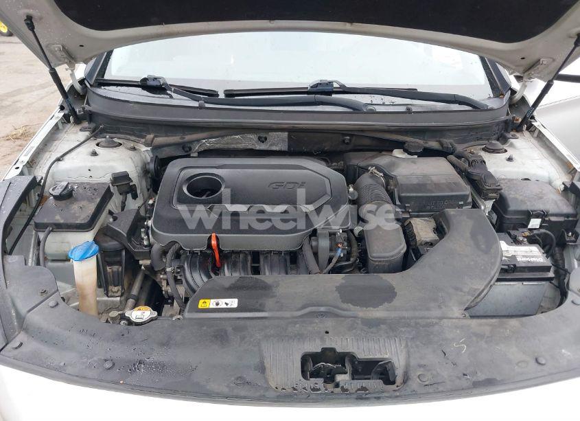 Photo 10 of 2016 Hyundai Sonata SE (VIN 5NPE24AF6GH383899)