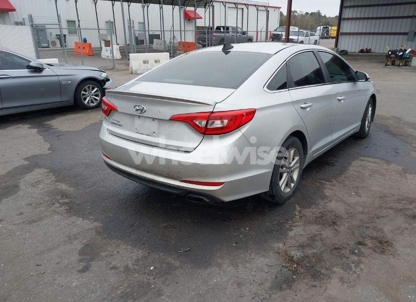 Photo 4 of 2016 Hyundai Sonata SE (VIN 5NPE24AF6GH383899)