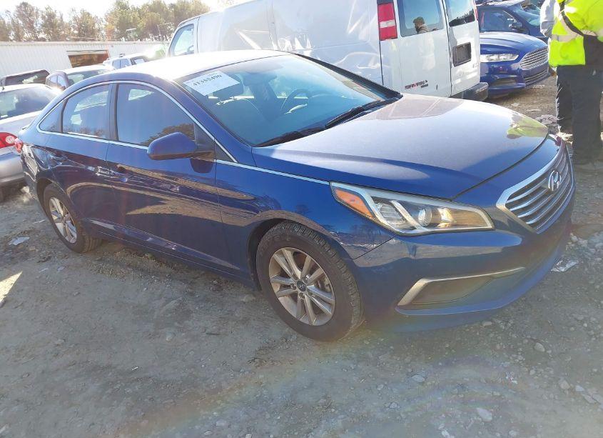 2016 Hyundai Sonata SE (VIN 5NPE24AF6GH390478) main photo