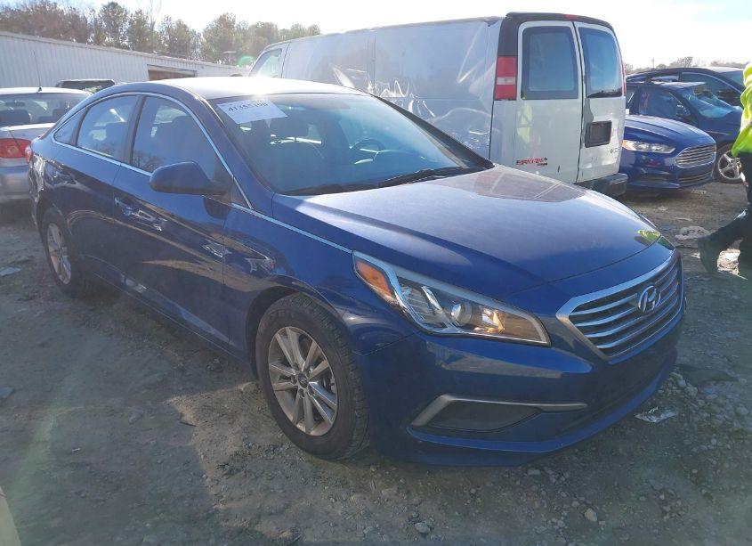 Photo 13 of 2016 Hyundai Sonata SE (VIN 5NPE24AF6GH390478)