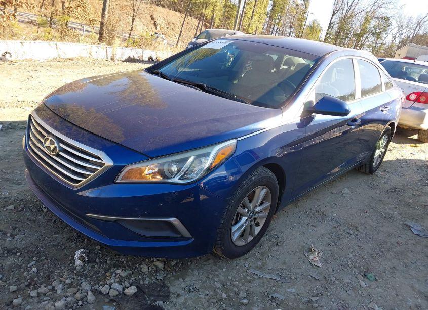 Photo 2 of 2016 Hyundai Sonata SE (VIN 5NPE24AF6GH390478)