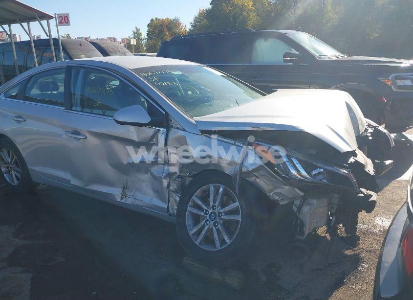 Photo 19 of 2016 Hyundai Sonata SE (VIN 5NPE24AF6GH408025)