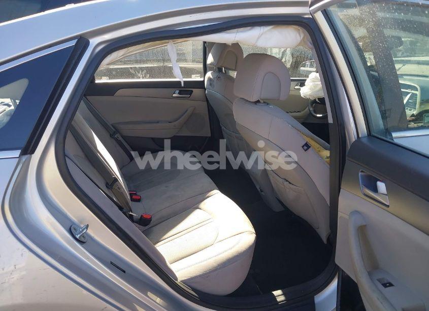 Photo 8 of 2016 Hyundai Sonata SE (VIN 5NPE24AF6GH408025)