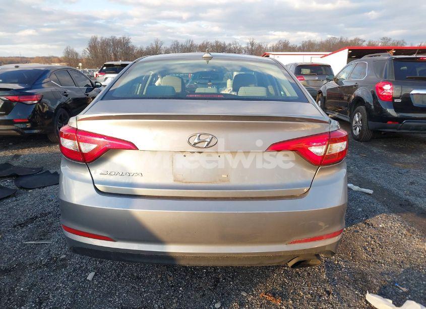 Photo 17 of 2016 Hyundai Sonata SE (VIN 5NPE24AF6GH429716)