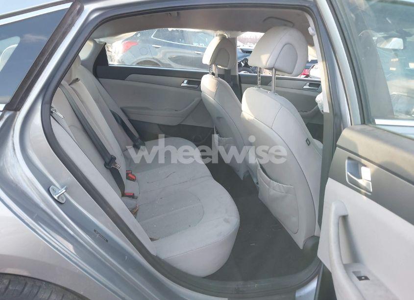 Photo 8 of 2016 Hyundai Sonata SE (VIN 5NPE24AF6GH429716)