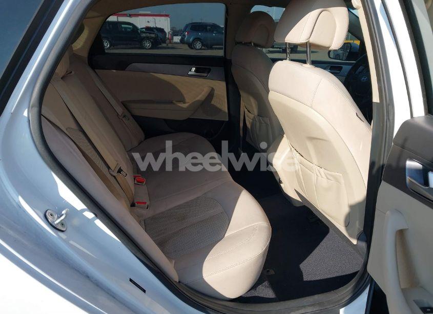 Photo 8 of 2017 Hyundai Sonata SE (VIN 5NPE24AF6HH456531)