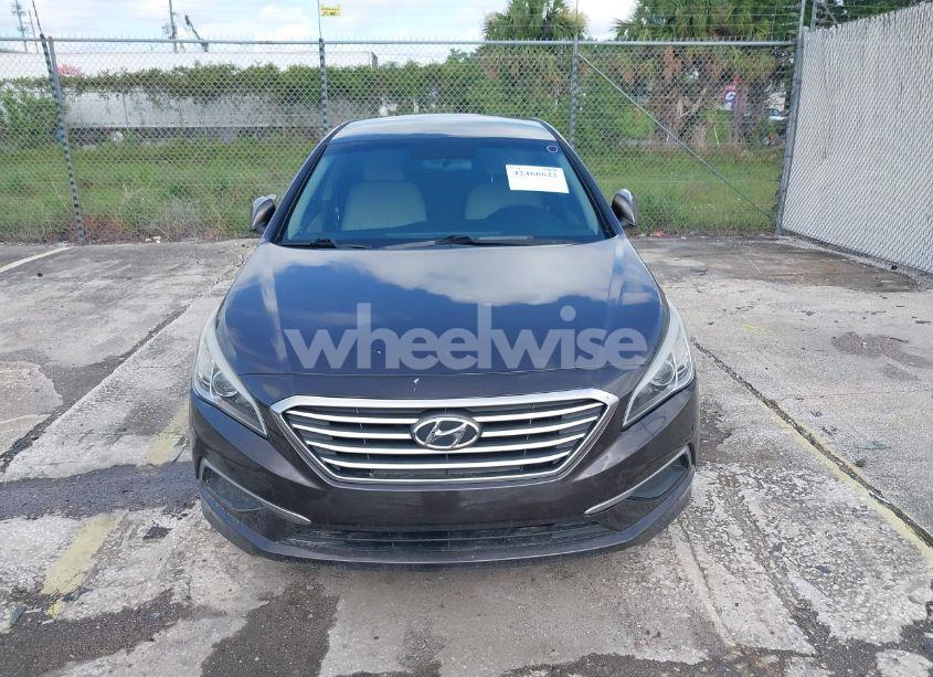 Photo 6 of 2017 Hyundai Sonata SE (VIN 5NPE24AF6HH456724)