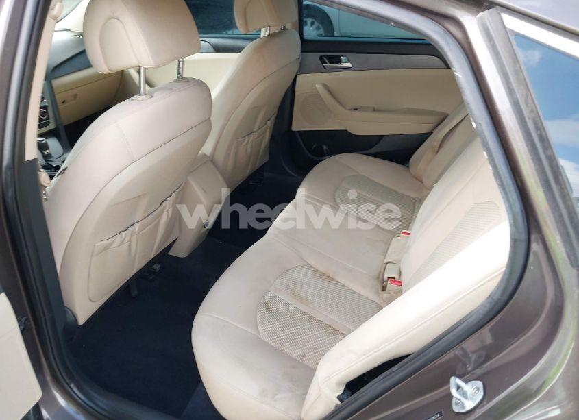 Photo 8 of 2017 Hyundai Sonata SE (VIN 5NPE24AF6HH456724)