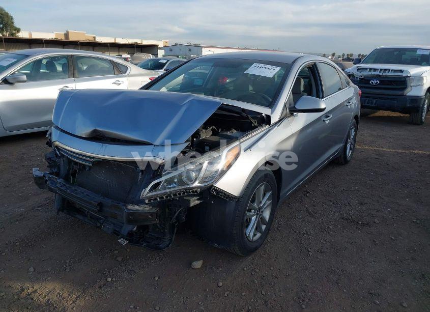 Photo 2 of 2017 Hyundai Sonata (VIN 5NPE24AF6HH457386)