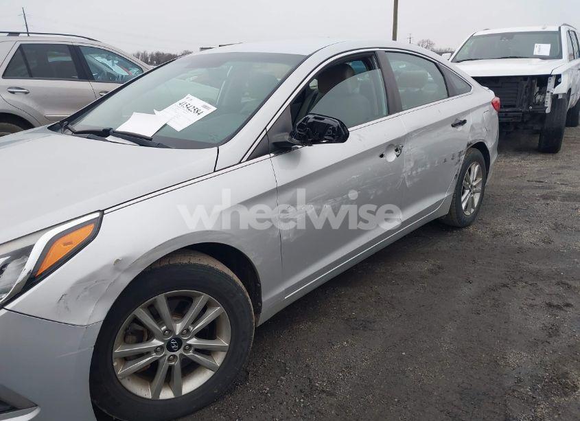Photo 6 of 2017 Hyundai Sonata (VIN 5NPE24AF6HH488959)