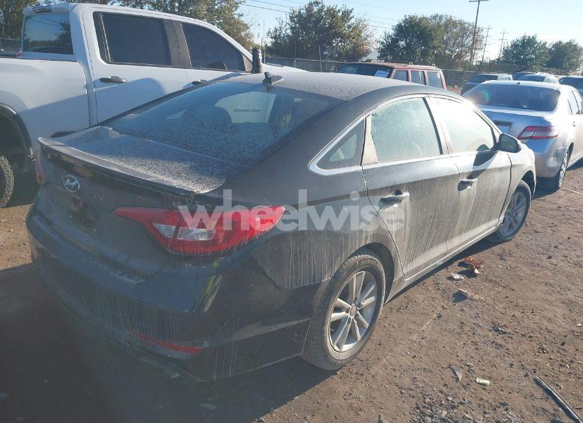 Photo 4 of 2017 Hyundai Sonata SE (VIN 5NPE24AF6HH496849)