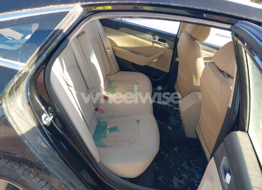 Photo 8 of 2017 Hyundai Sonata SE (VIN 5NPE24AF6HH496849)