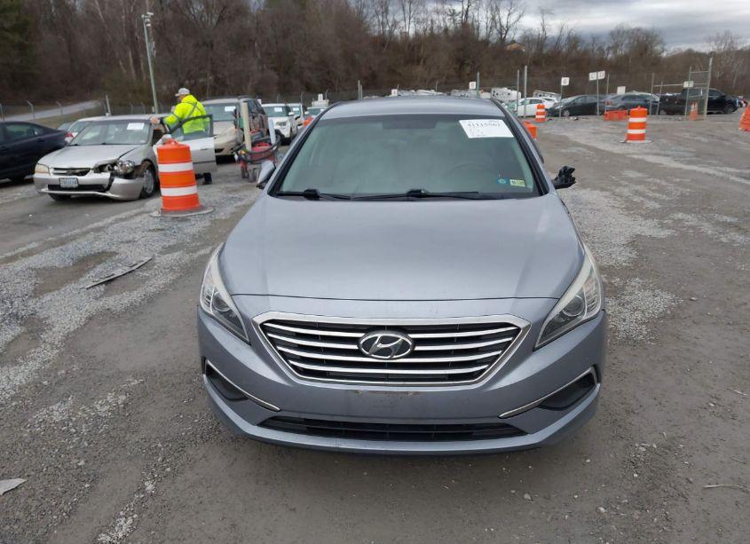 Photo 12 of 2017 Hyundai Sonata SE (VIN 5NPE24AF6HH497757)
