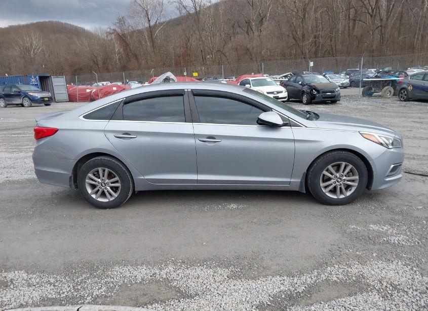 Photo 13 of 2017 Hyundai Sonata SE (VIN 5NPE24AF6HH497757)