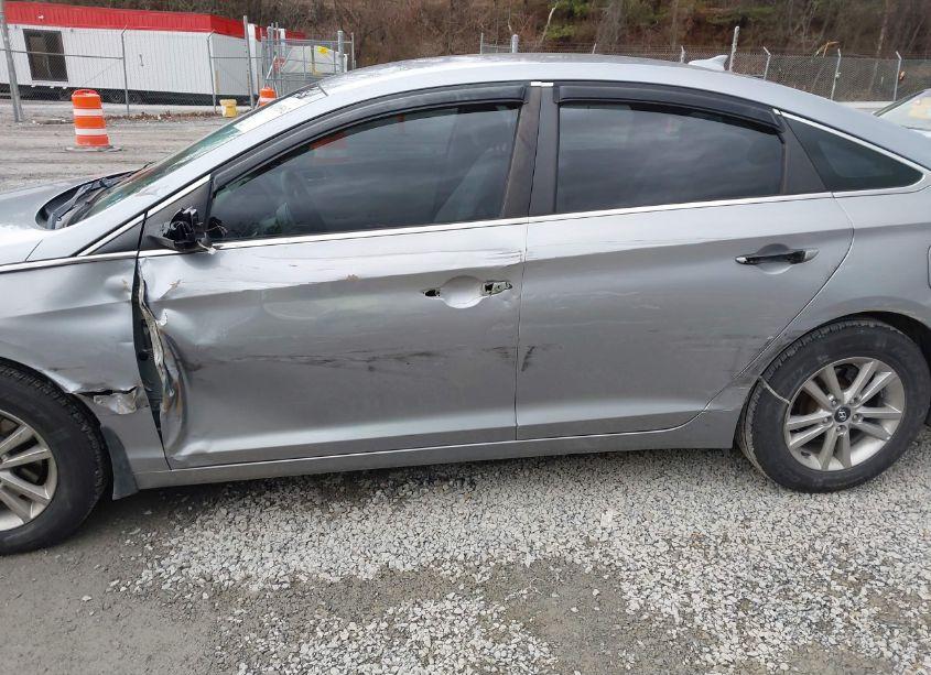 Photo 17 of 2017 Hyundai Sonata SE (VIN 5NPE24AF6HH497757)