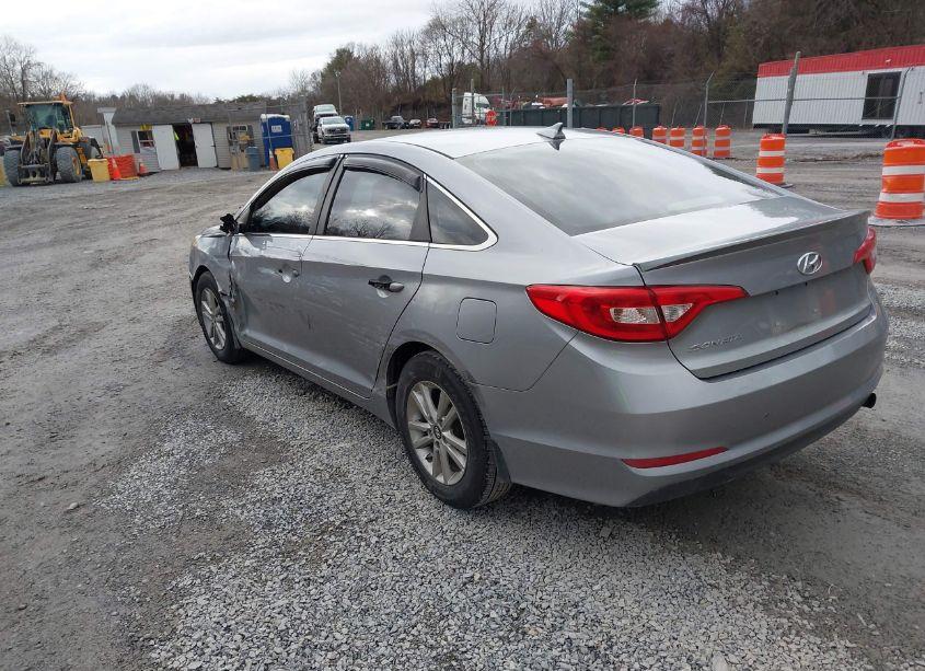 Photo 3 of 2017 Hyundai Sonata SE (VIN 5NPE24AF6HH497757)