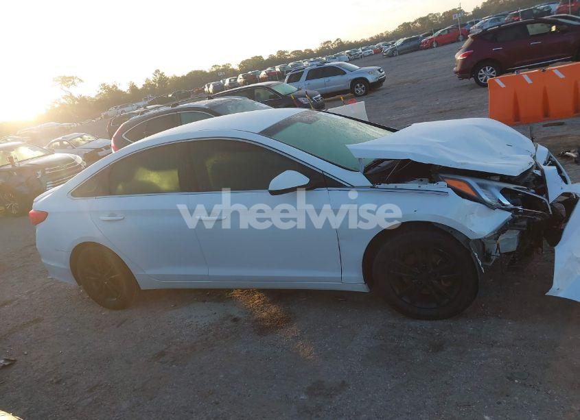 Photo 13 of 2017 Hyundai Sonata SE (VIN 5NPE24AF6HH499136)