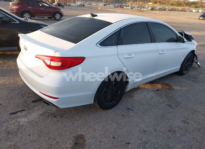 Photo 4 of 2017 Hyundai Sonata SE (VIN 5NPE24AF6HH499136)