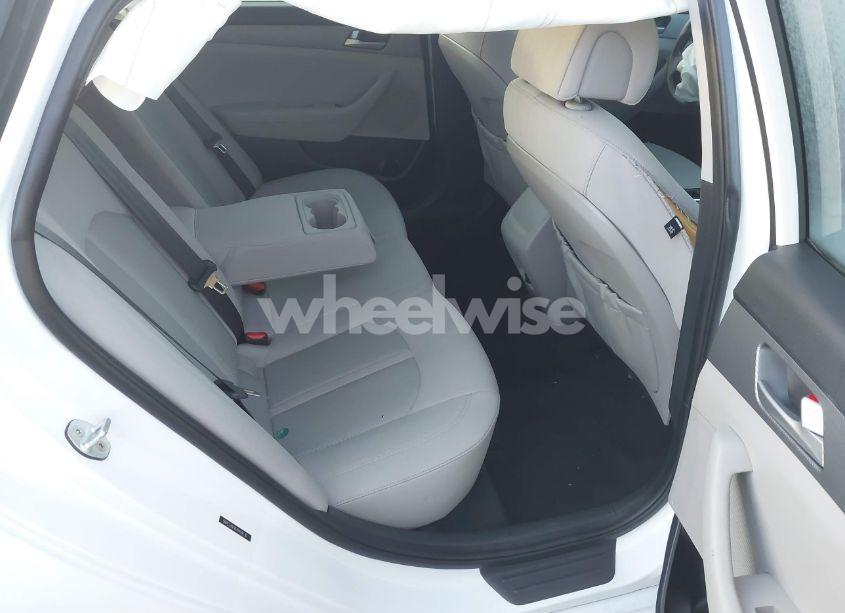 Photo 8 of 2017 Hyundai Sonata SE (VIN 5NPE24AF6HH499136)