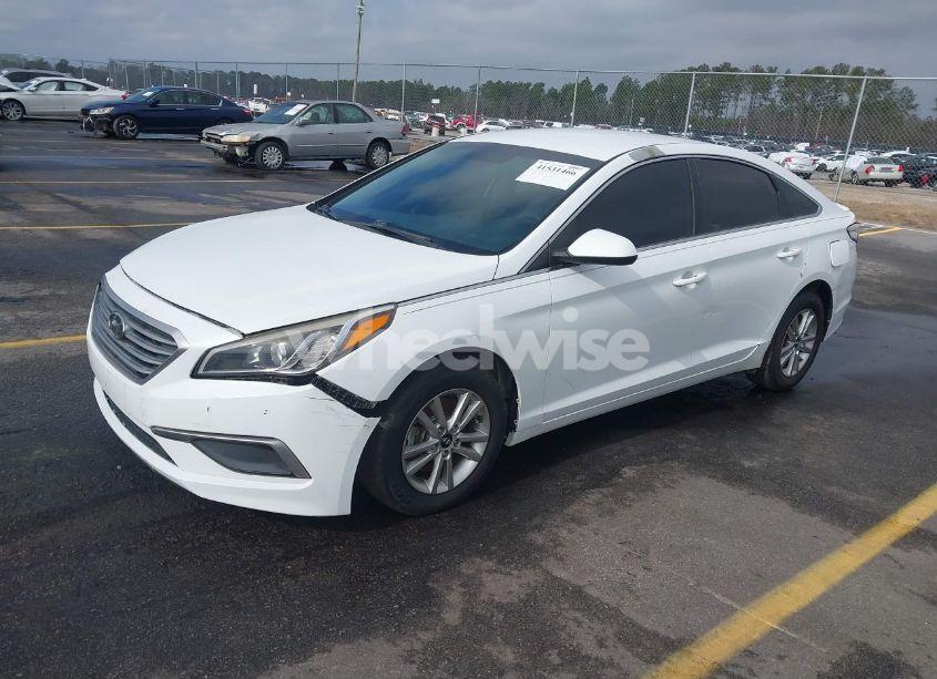 Photo 2 of 2017 Hyundai Sonata (VIN 5NPE24AF6HH520468)