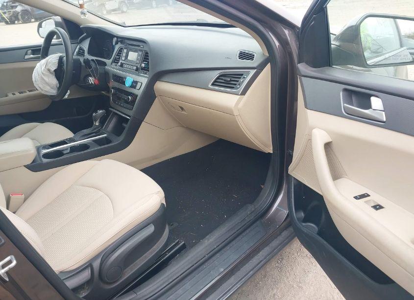 Photo 5 of 2017 Hyundai Sonata (VIN 5NPE24AF6HH532149)